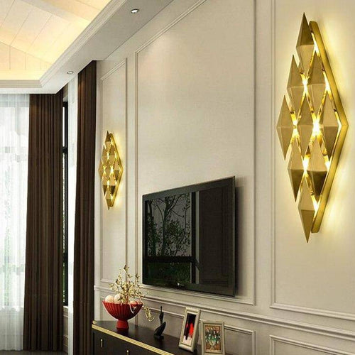 Led designer wall light with multiple metal diamonds - vue 6 sur 8