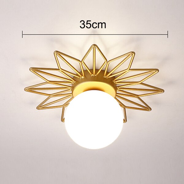 Modern LED ceiling light with metallic sun and Sana globe - vue 9 sur 10