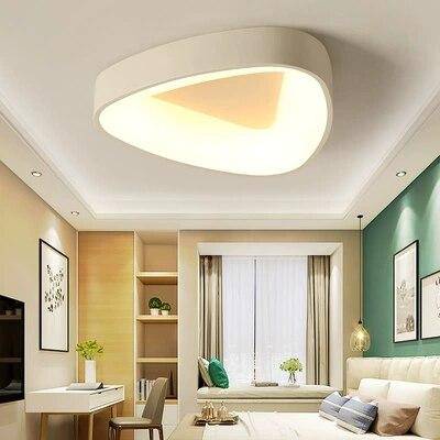 Rounded triangle LED ceiling light corridor - vue 4 sur 4