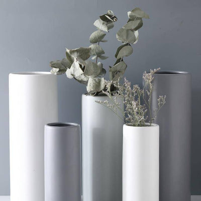 Ceramic vase design in minimalist style cylinder