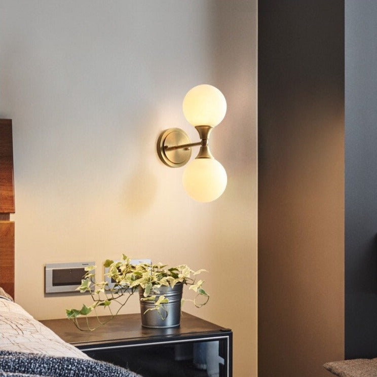 Led wall light with two glass globes delly - vue 3 sur 8