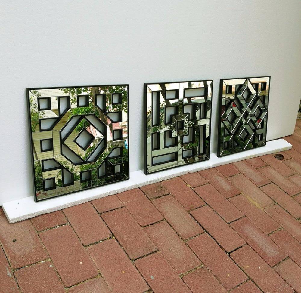 Designer square wall mirror with Decor shapes - vue 7 sur 7