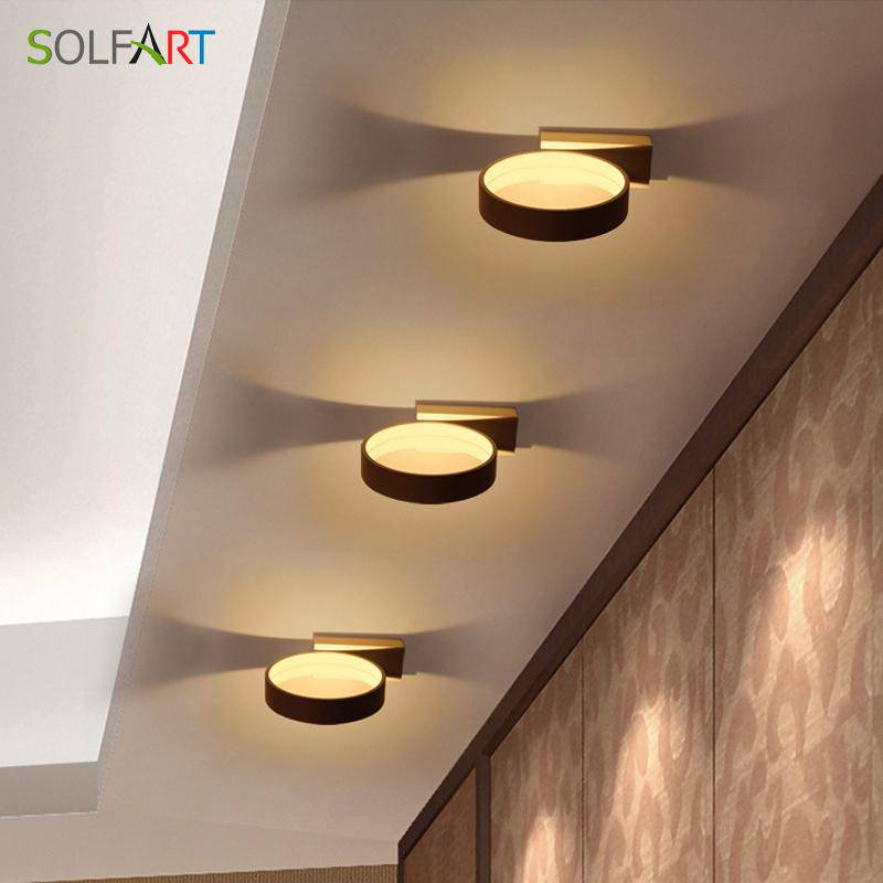 White circle LED design wall light - vue 3 sur 5