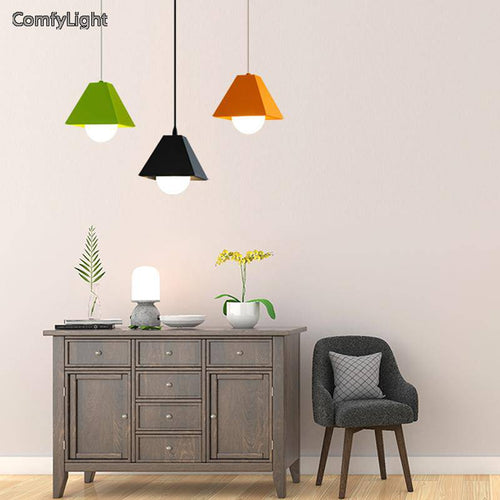 Triangular coloured LED pendant light - vue 6 sur 11