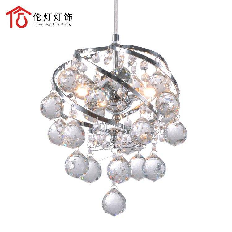 Modern crystal pendant light with spheres - vue 5 sur 5