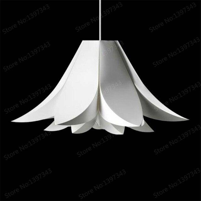 Modern white flower petal pendant light - vue 3 sur 6