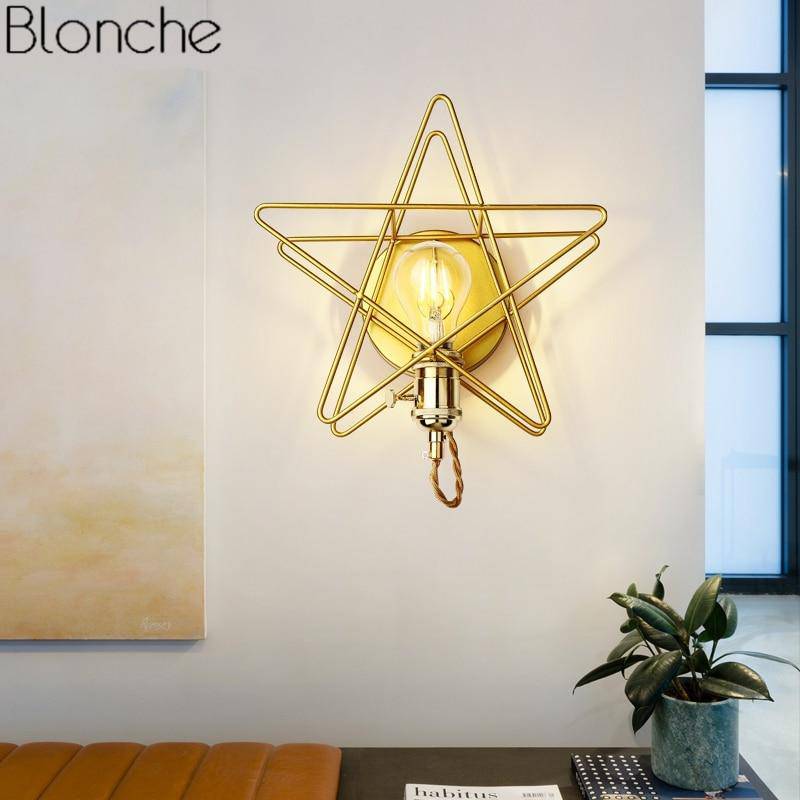 Gold star-shaped LED wall light - vue 2 sur 5