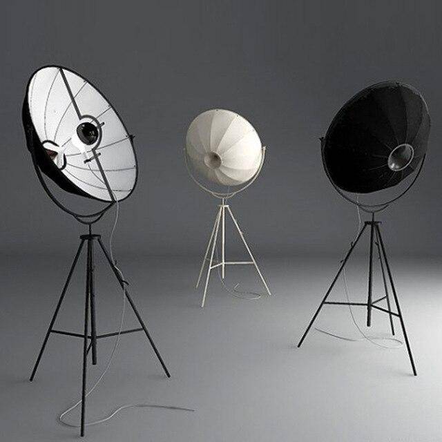 Modern tripod floor lamp photography - vue 6 sur 9