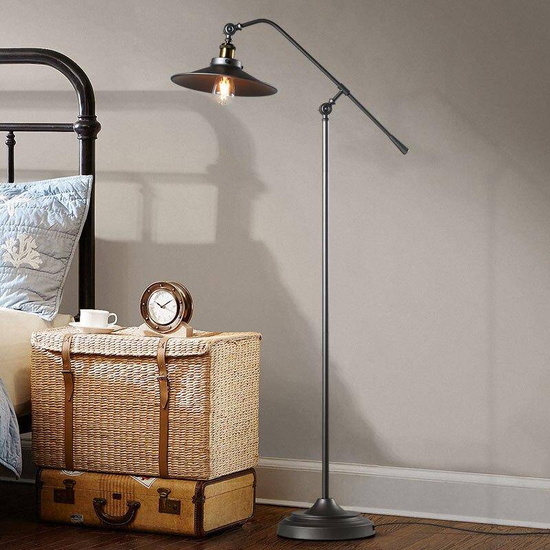 Nostalgic adjustable rustic iron floor lamp - vue 3 sur 6