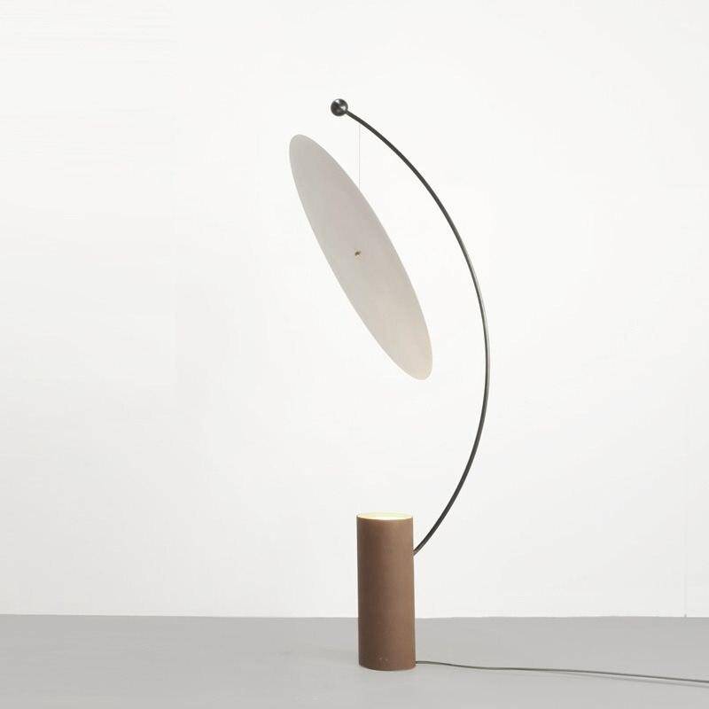 Modern curved LED designer floor lamp - vue 6 sur 8