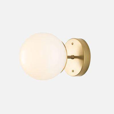 Gold wall light with glass globe arm bean - vue 12 sur 15