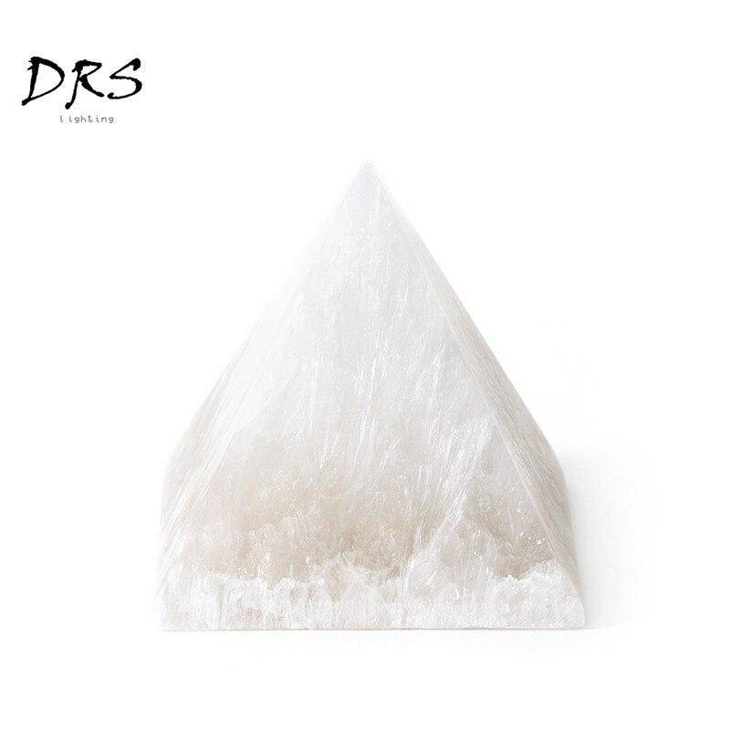 Mineral pyramid table lamp - vue 3 sur 3