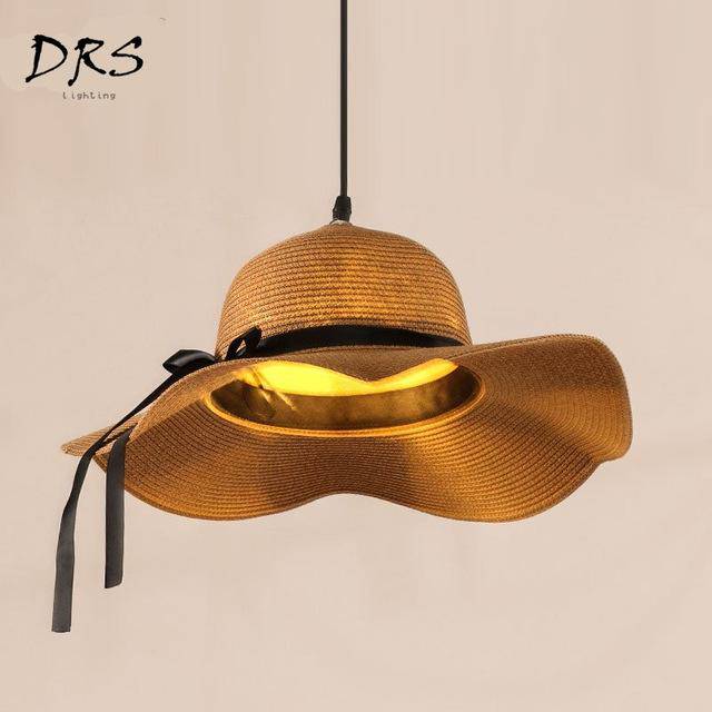 Straw hat-shaped pendant light