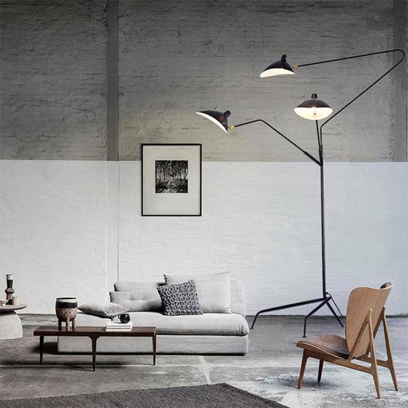Industrial design floor lamp with multiple arms - vue 2 sur 5